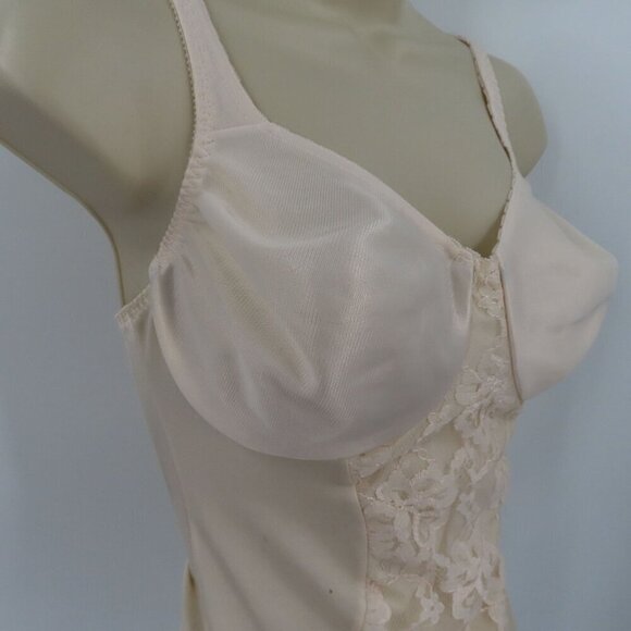 Vintage Olga 36C 43010 Beige Ivory Lace Panel Bodysuit Teddy Shapewear Womens - Picture 2 of 16
